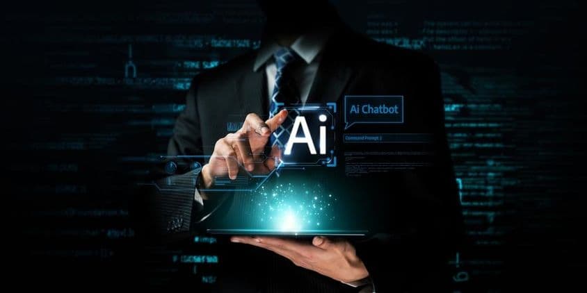 Связь между ИИ и человеком.