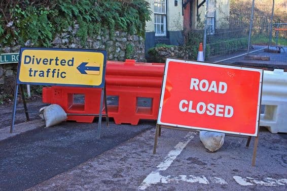 Ограничение дорожного движения.