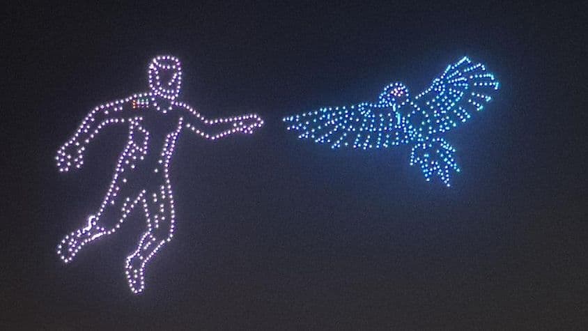 Шоу дронов на Bluewaters Island, Дубай, ОАЭ.