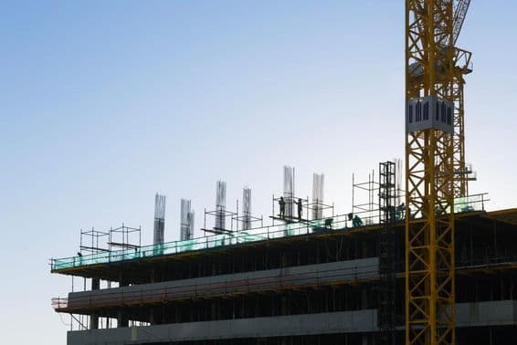 Строительство жилого здания в Объединенных Арабских Эмиратах.