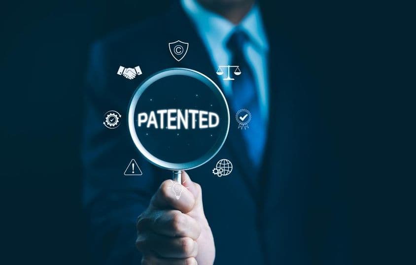 Запатентованная концепция, закон об авторском праве.