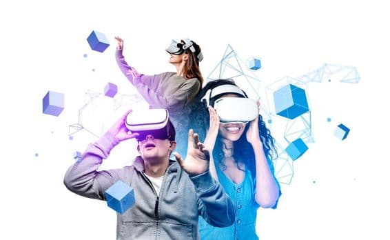 Молодые люди в VR-шлемах.