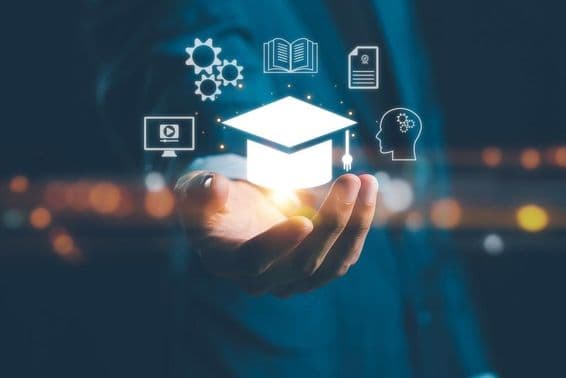 Искусственный интеллект и машинное обучение облегчают персонализированное обучение.