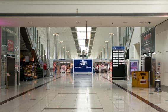 Внутренний вид Международного аэропорта Дубая.