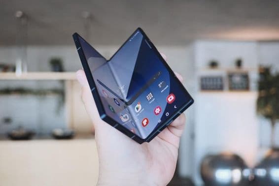 Складной смартфон Samsung Galaxy Z Fold.