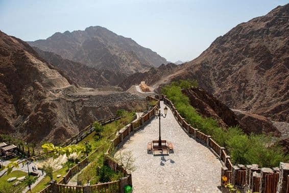 Красивый парк в Горах Шарджи.