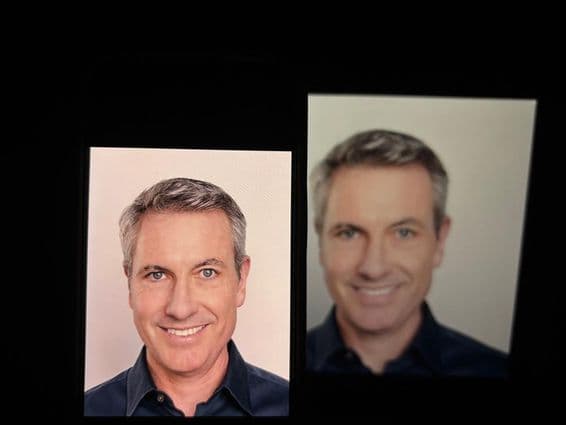 Энди Байрон, генеральный директор компании, ушел в отставку из-за видео, снятого на концерте Coldplay.