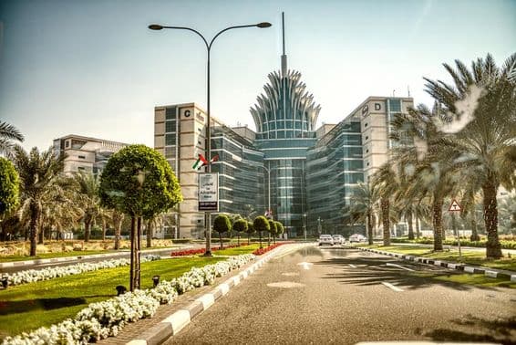 Здания Силиконового Оазиса являются центром Дубайского академического города.