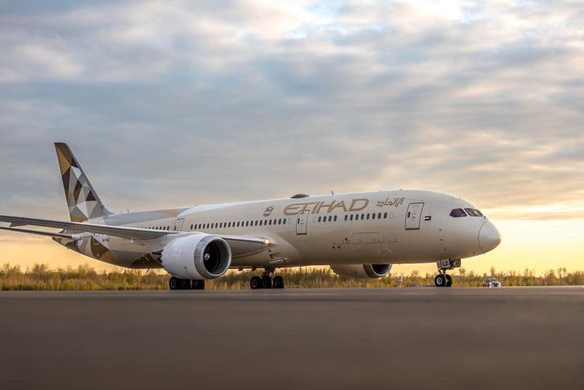 Самолет ETIHAD Airways Boeing 787-9 Dreamliner.