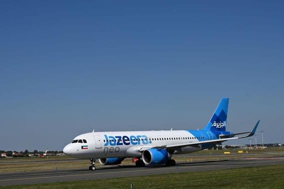 Самолет Jazeera Airways на земле.