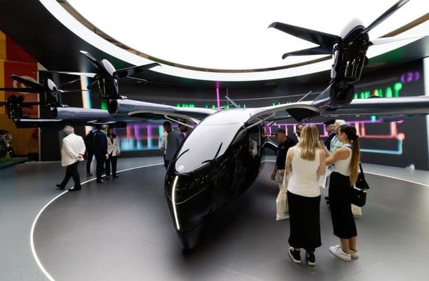 Archer Aviation Midnight электрическое такси eVTOL на выставке.