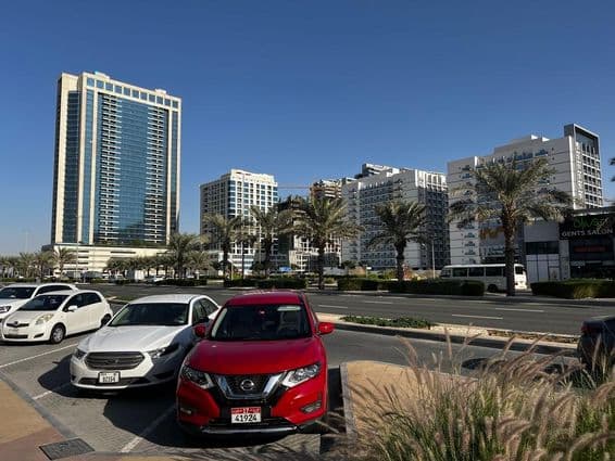 Здания в жилом комплексе Dubailand Residence Complex, новом жилом районе.