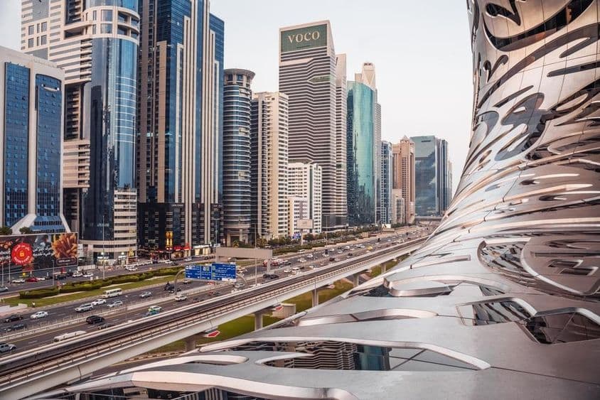 Музей Будущего и авеню Шейха Зайда.