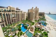 Роскошный отель Fairmont The Palm, расположенный на Пальме Джумейра.