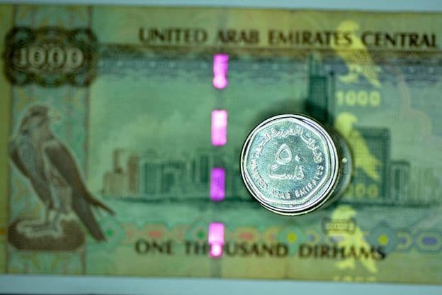 Банкноты и монеты