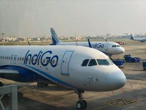 Самолет Indigo Aero в аэропорту Дум-Дум