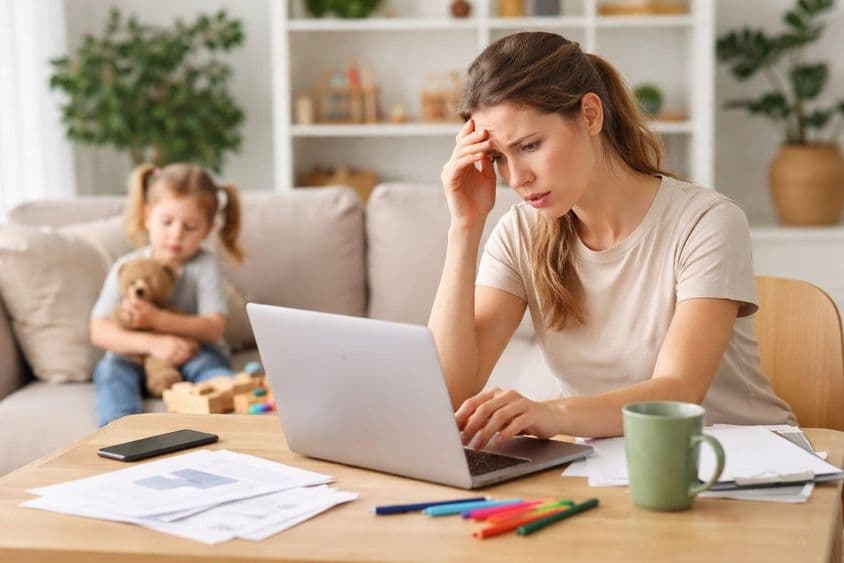 Работа из дома с ребенком