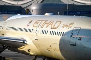 Самолет с ливреей Etihad Airways