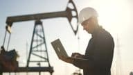 Проверка работы нефтяного насоса