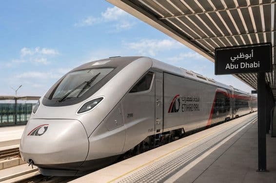 Запуск Etihad Rail
